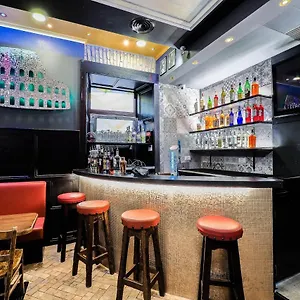 ホステル Alessandro Palace & Bar, ローマ